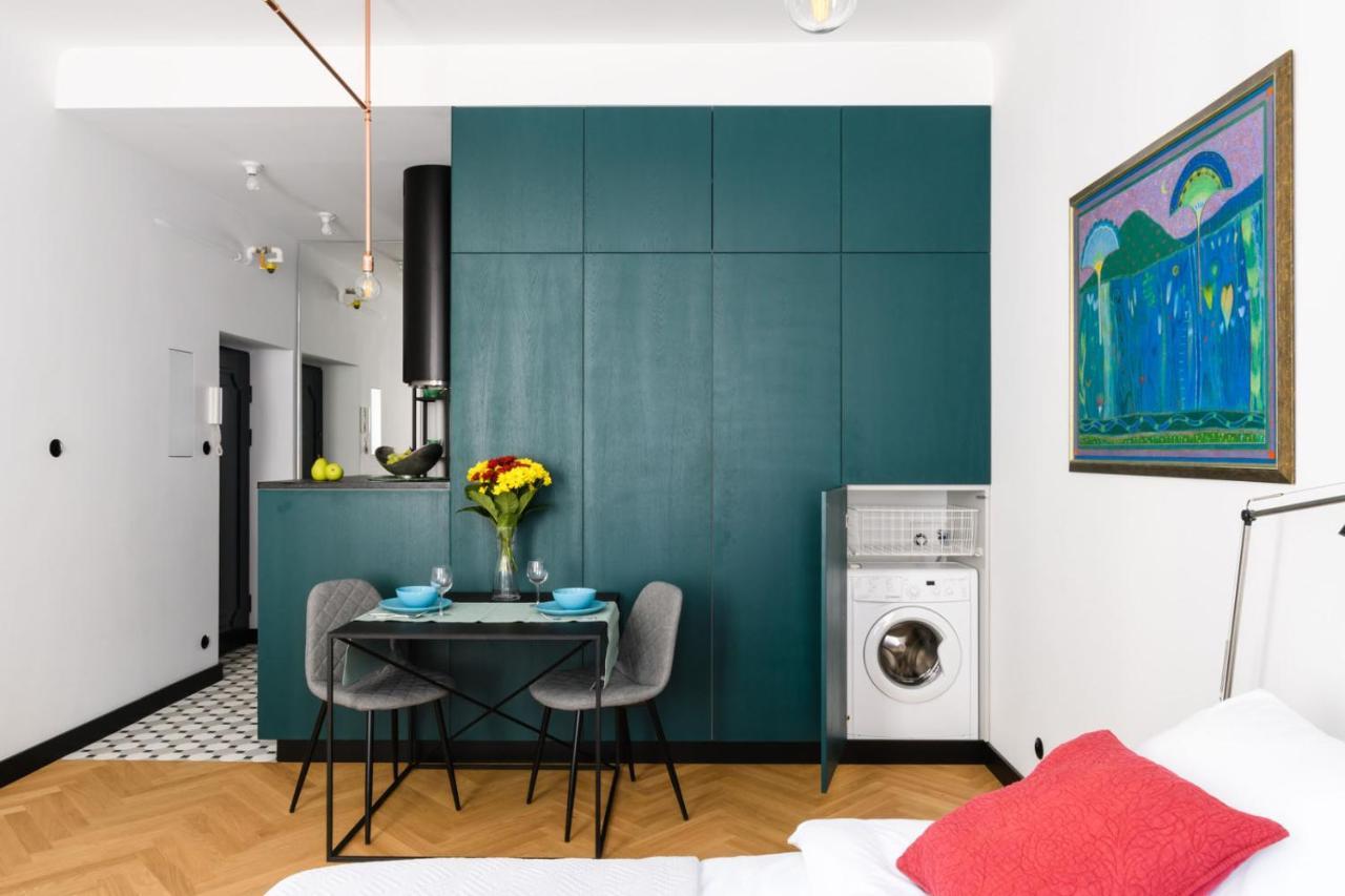 P&O Serviced Apartments Old Town Square Studio วอร์ซอ ภายนอก รูปภาพ